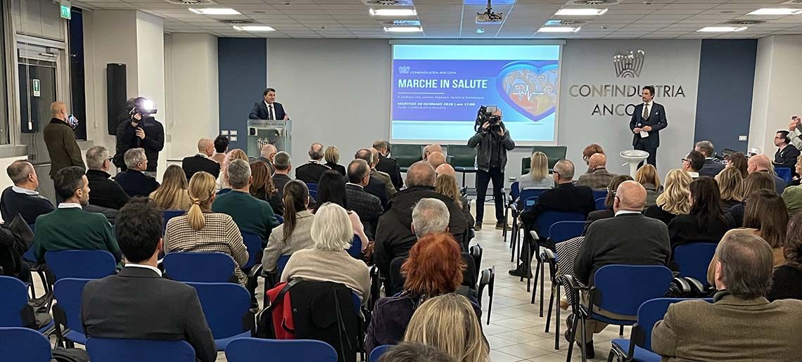 MingarelliPodio_platea001